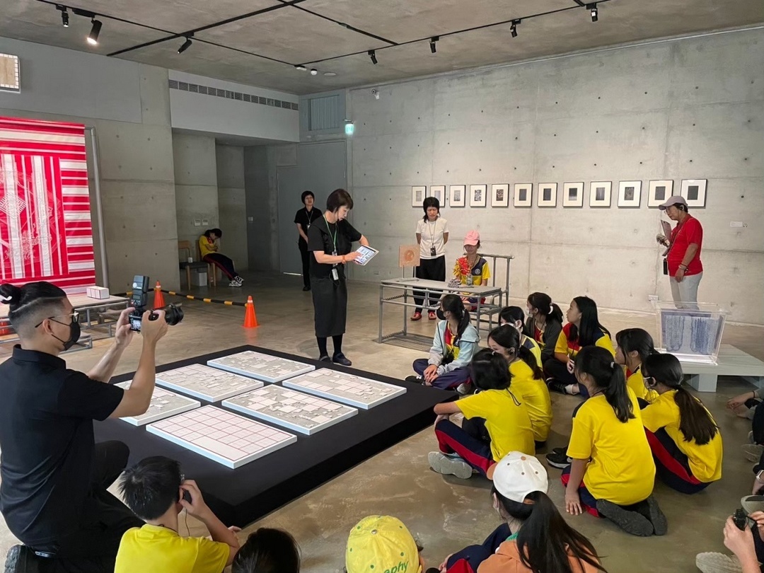 融入在地及跨領域課程：戶外藝文館場參訪-毓繡美術館